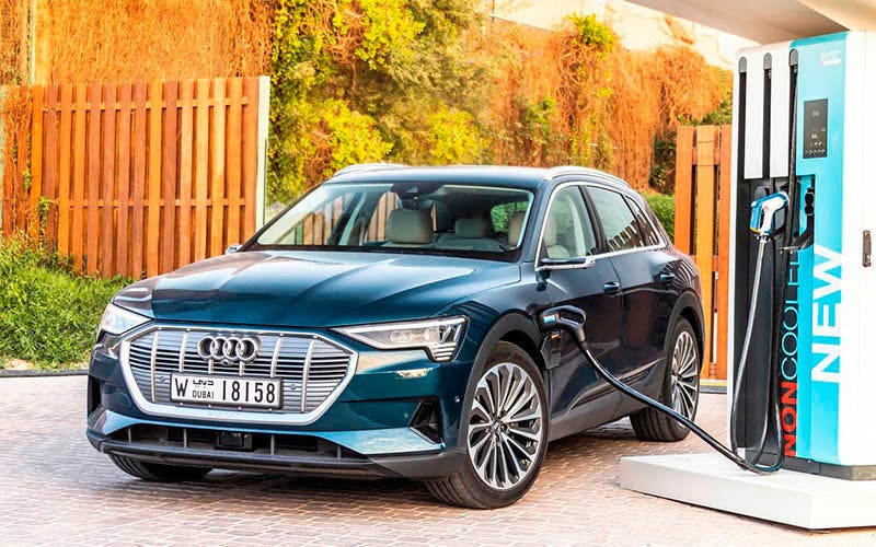 El Audi e-tron homologa 204 millas (328 kilómetros) en el ciclo EPA
