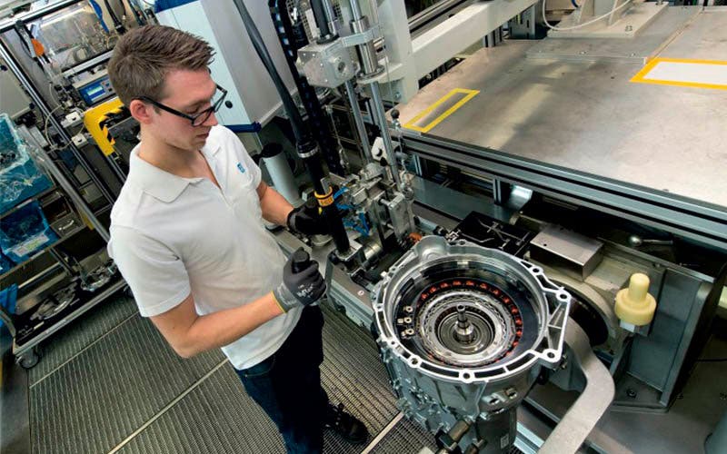 ZF presenta un nuevo motor eléctrico para autobuses y camiones