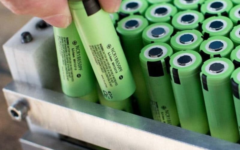Baterías de litio-azufre con mayor densidad energética y vida útil