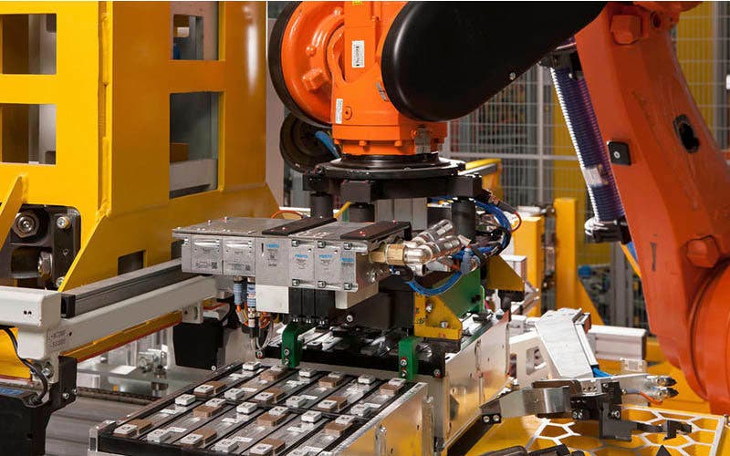Alemania seleccionará tres consorcios para la fabriacción de baterías
