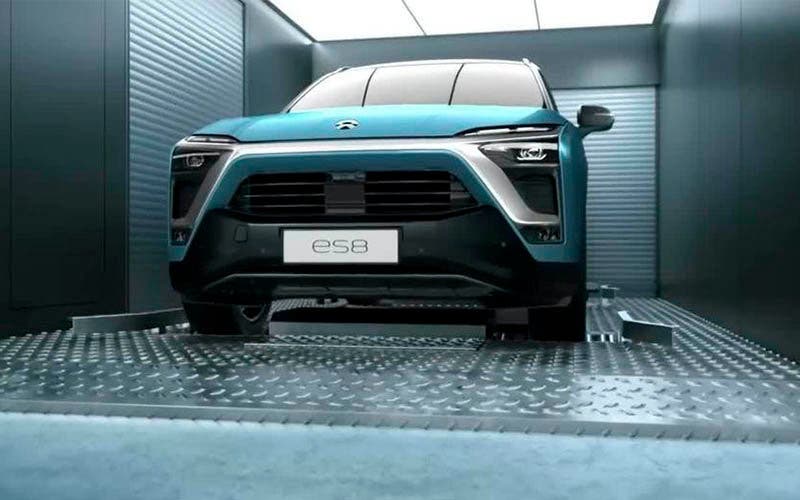 Nio cambiará la batería a 4