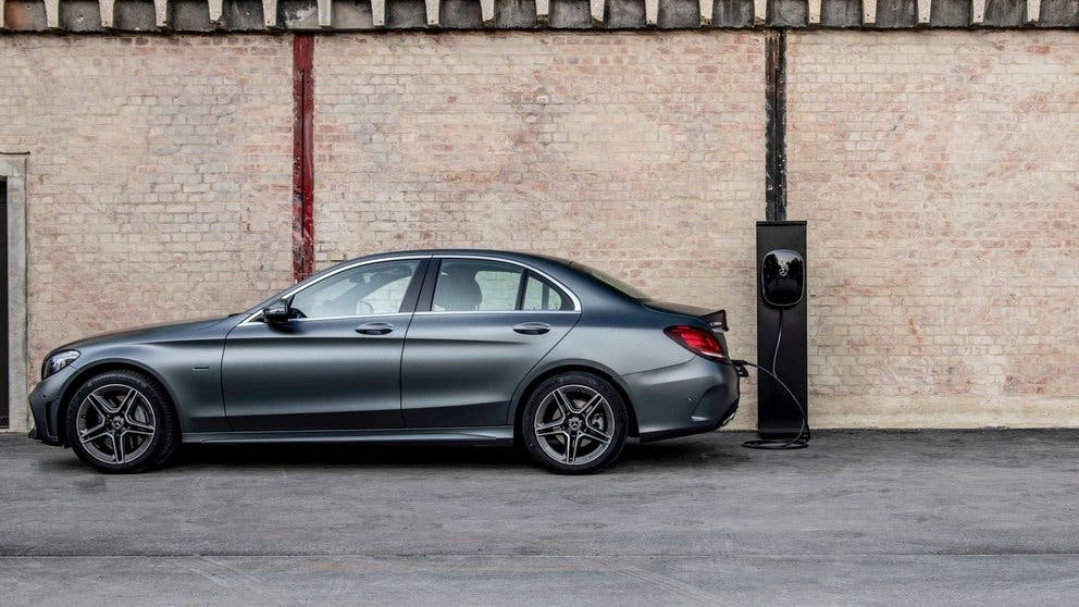 mercedes-clase-c-300-de-hibrido-diesel