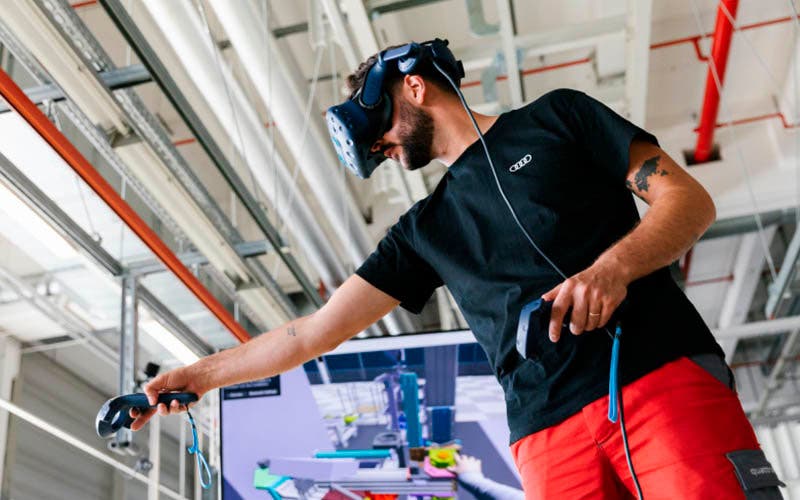 Audi ha desarrollado un sistema de realidad virtual para reducir el coste de implementación de los procesos de producción del e-tron GT