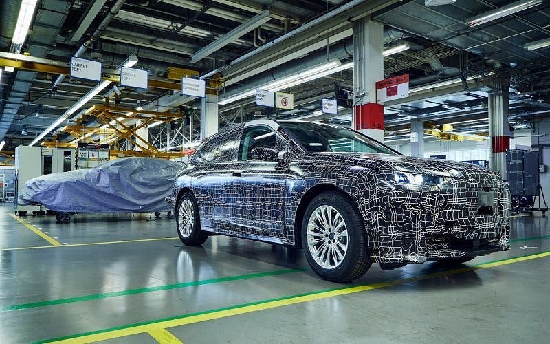 prototipo-bmw-inext-electrico-2021-08