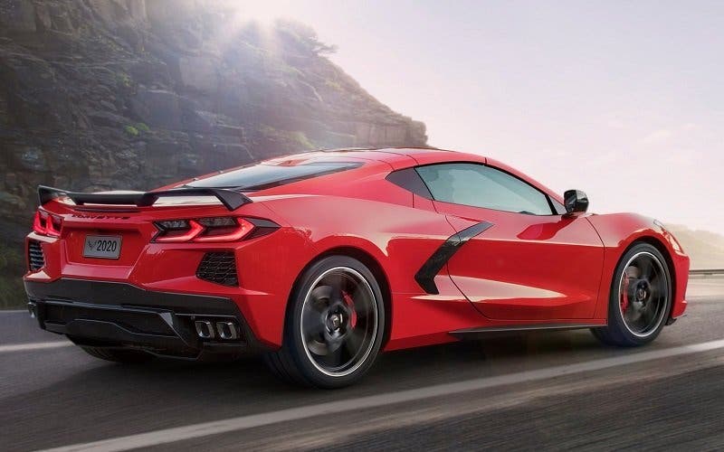 Chevrolet-Corvette-C8-Stingray-2020-05