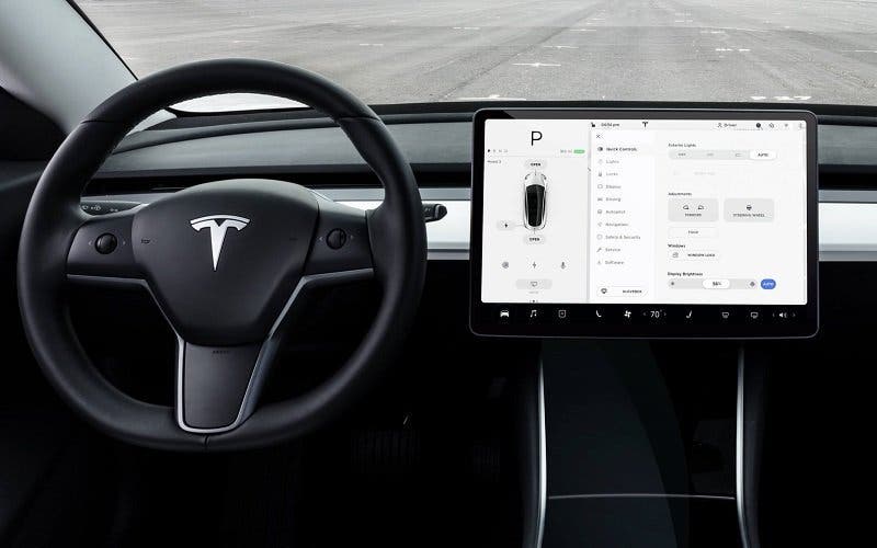 Tesla Model 3 - interior_portada