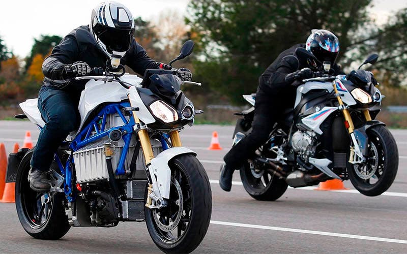 BMW Motorrad no lanzará una motocicleta eléctrica de carretera