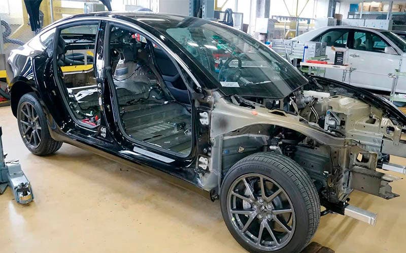 desmontaje Tesla model 3