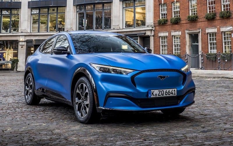 Ford-Mustang-Mach-E-2021-portada