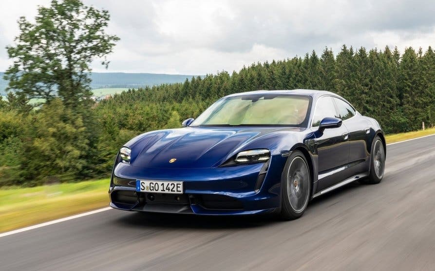 Porsche-Taycan-Turbo-portada