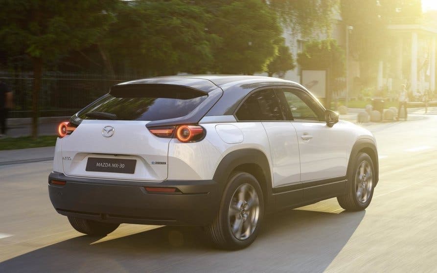 Mazda-MX-30-2020