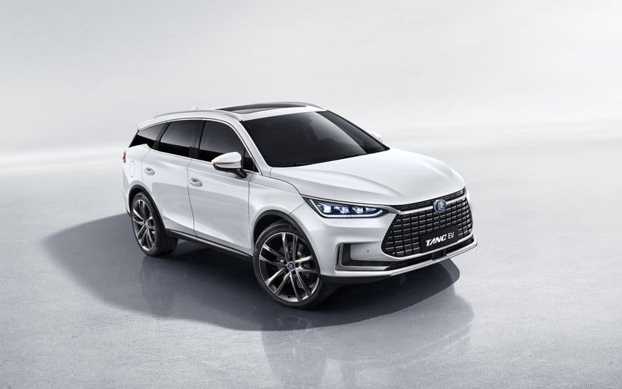 BYD-Tang-suv-electrico-noruega