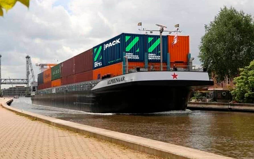Barcazas electricas para el transporte de contenedores