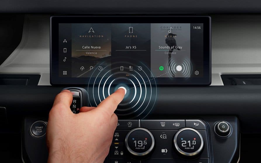 Jaguar-land-rover-Image_ Predictive Touch