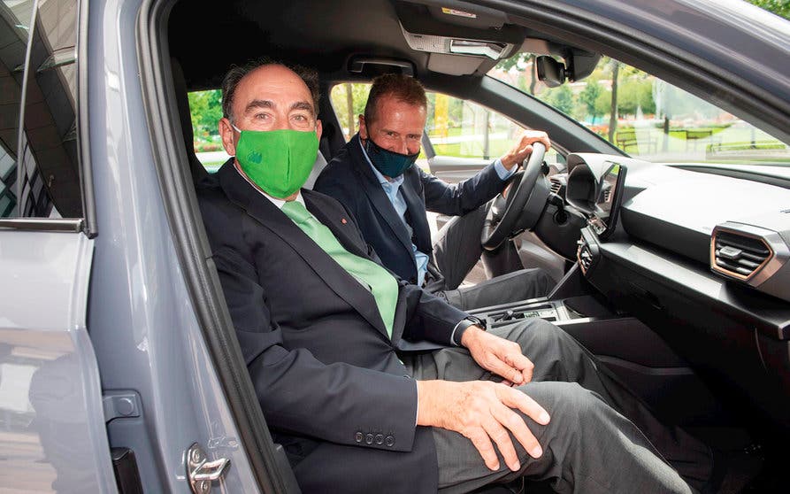 Seat, Volkswagen e Iberdrola se alían para fomentar una red de puntos de recarga en España