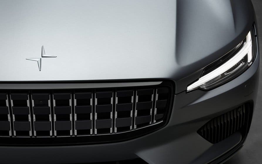 Frontal del Polestar 1, primer modelo de la compañía sueca.