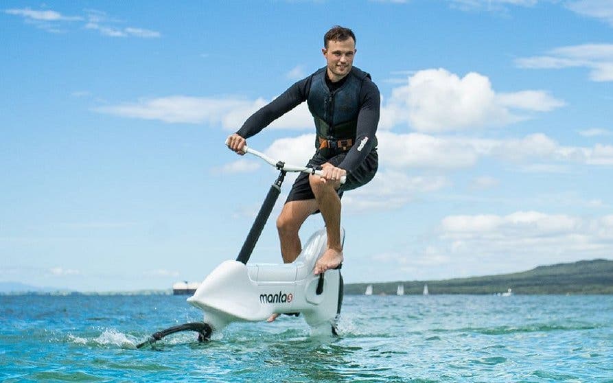 Manta5 Hydrofoiler XE-1.