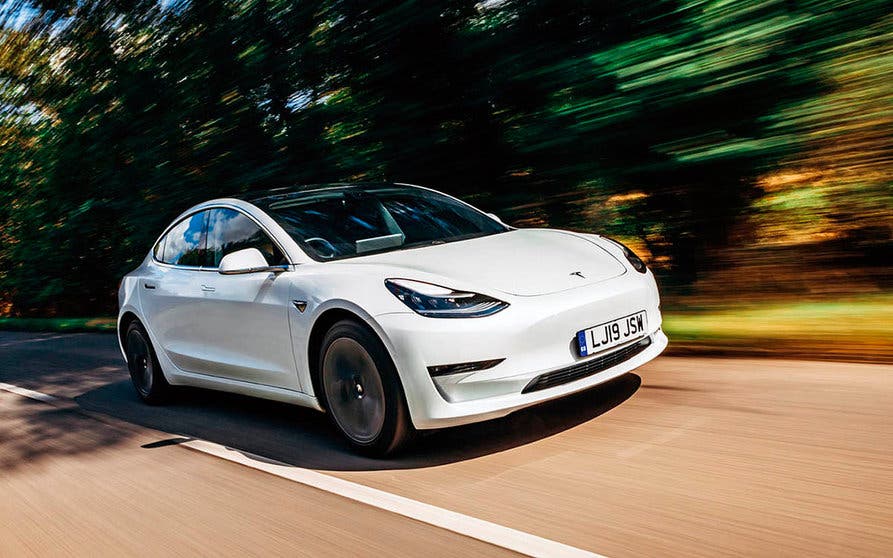 coche electrico Tesla asequible