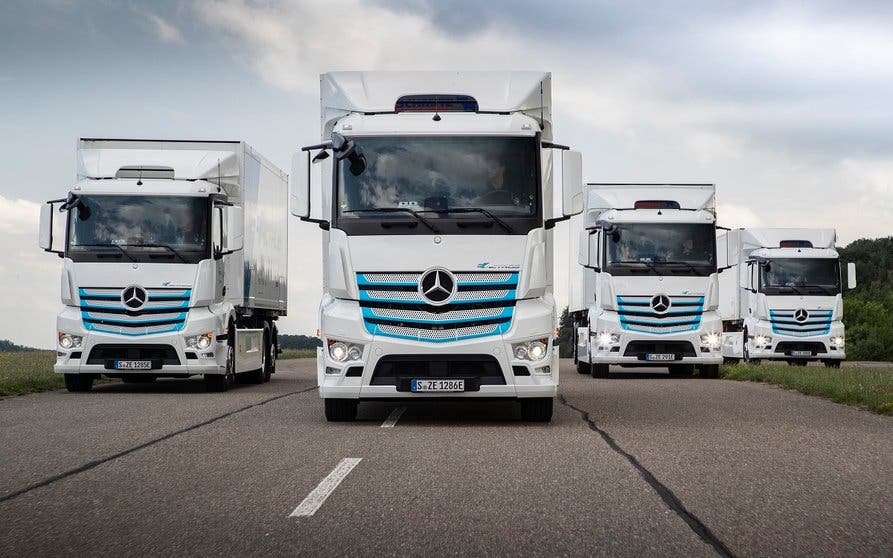 Camiones eléctricos Mercedes.