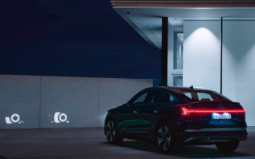 Faros Audi Digital matrix Light Audi e-tron y e-tron Sportback