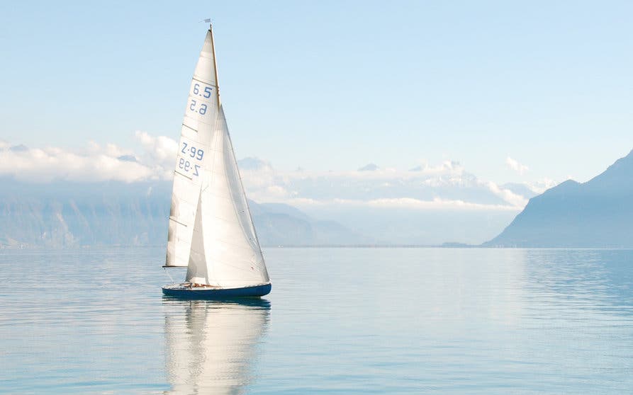Velero navegando