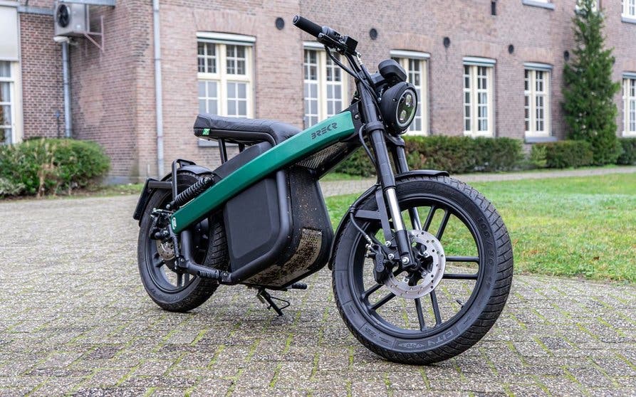 Brekr Model B