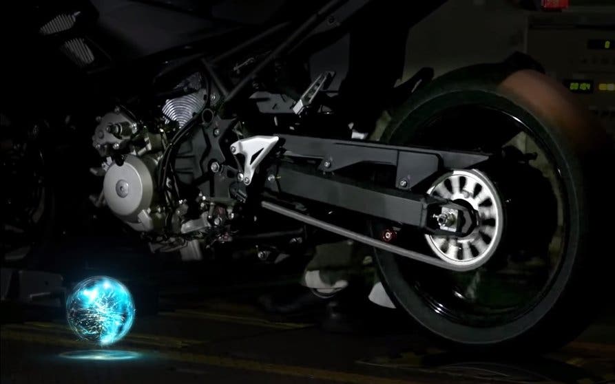Kawasaki muestra el funcionamiento de su motor híbrido.