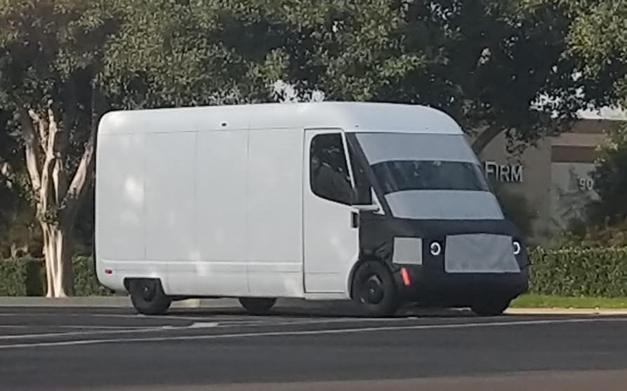 furgoneta-electrica-rivian-espia-portada