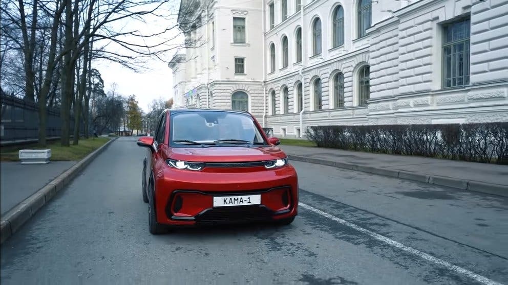 Este es el Kama-1, un curioso coche eléctrico ruso que quiere convertirse en modelo de producción