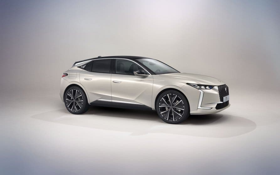 Nuevo DS 4 E-Tense.