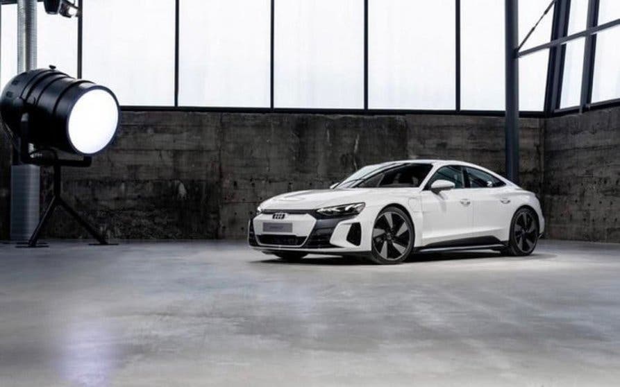 Audi e-tron GT.