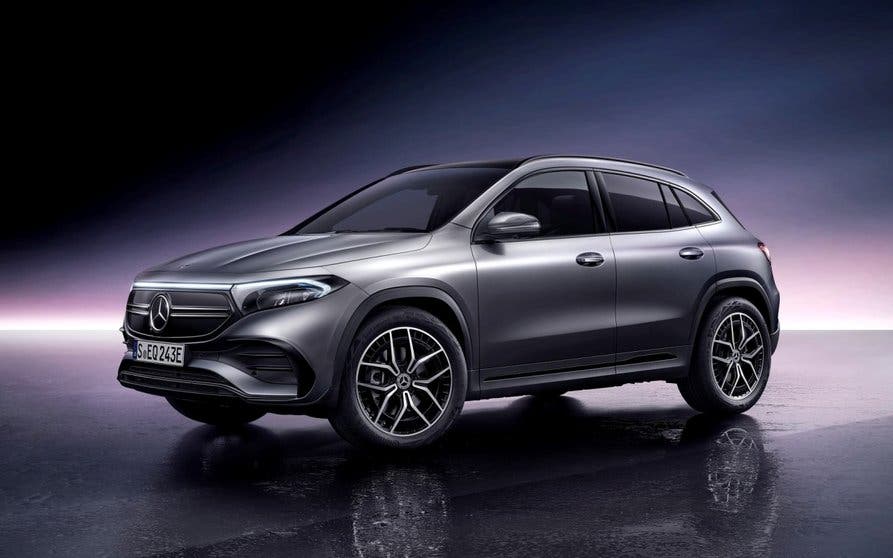 mercedes-eqa-250-amg-exterior