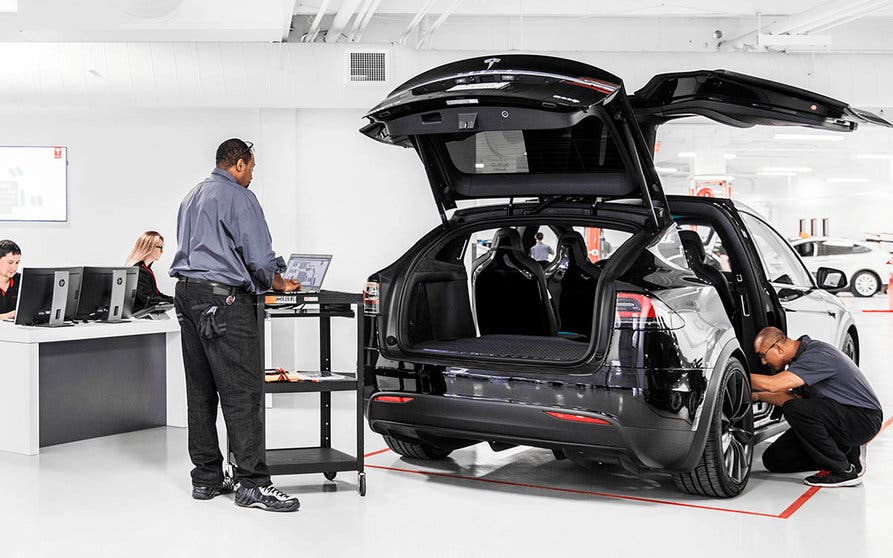 Taller Tesla