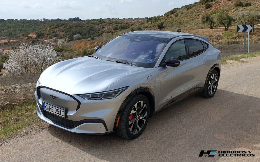 prueba-ford-Mustang-mach-e-portada_marca