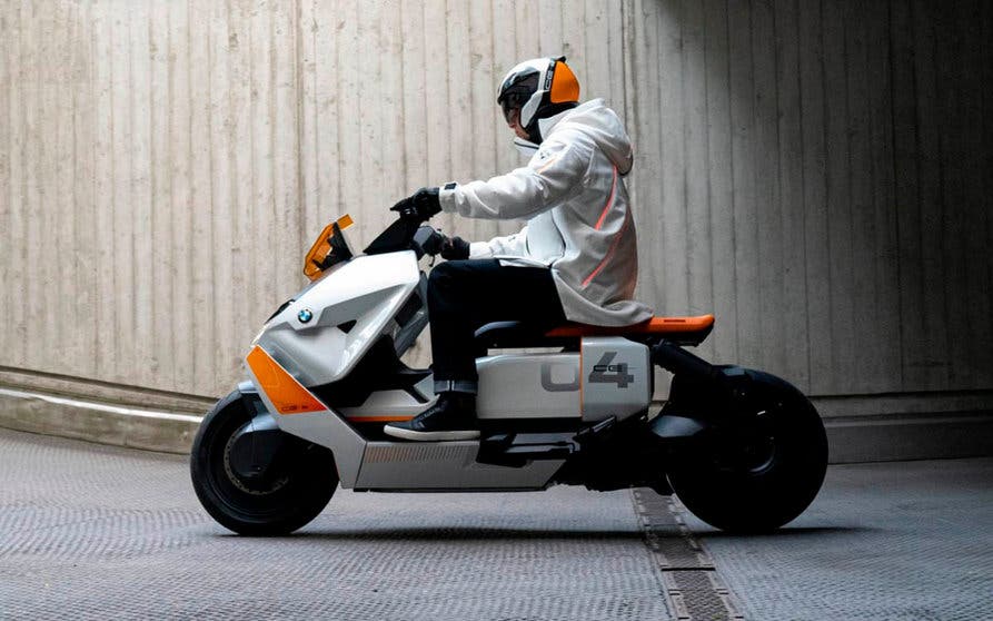 BMW Definition CE 04