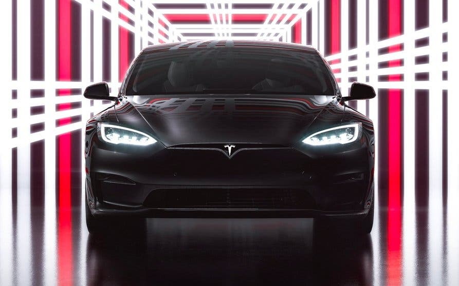 Tesla Model S Plaid.