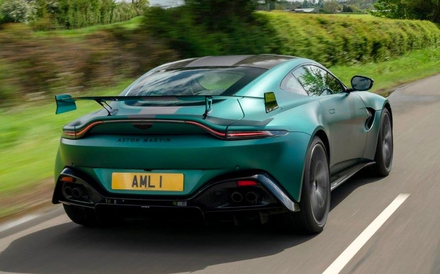 Aston Martin Vantage