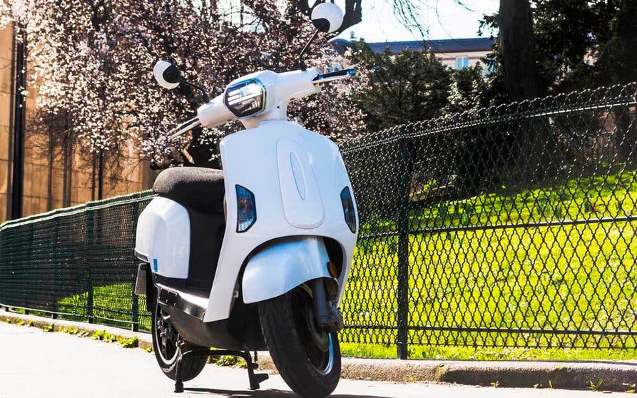 Mob-ion TGT scooter electrico