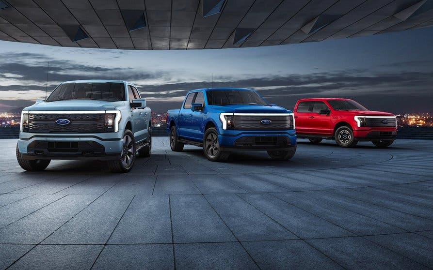 Ford F-150 Lightning.