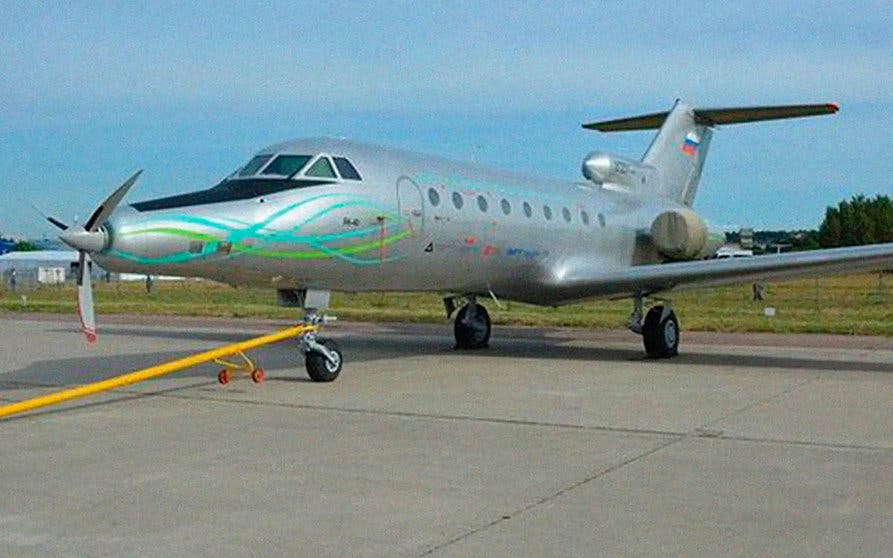 Yak-40 ruso avion electrico
