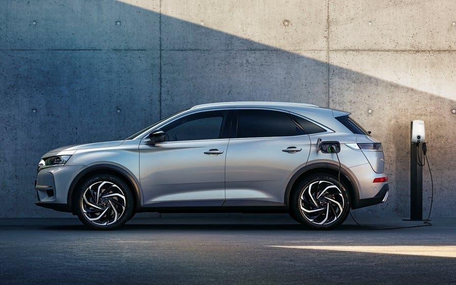 DS7 Crossback E-Tense