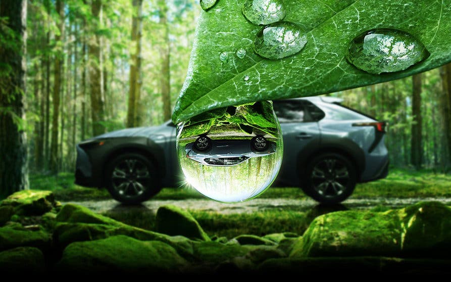 PORTADA - la imagen lateral del Subaru Solterra presenta un modelo muy musculoso