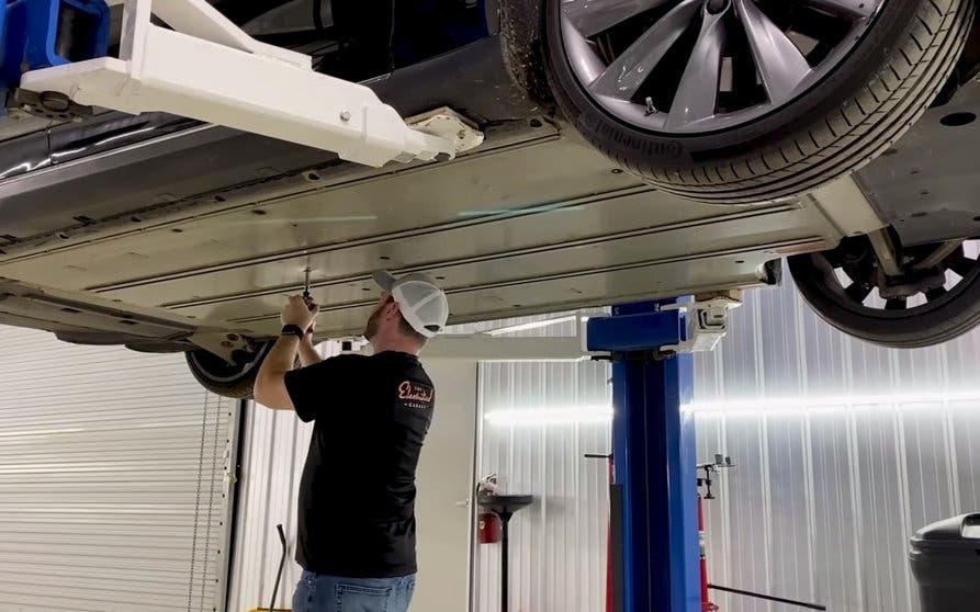 coste-cambiar-bateria-tesla-model-s_portada