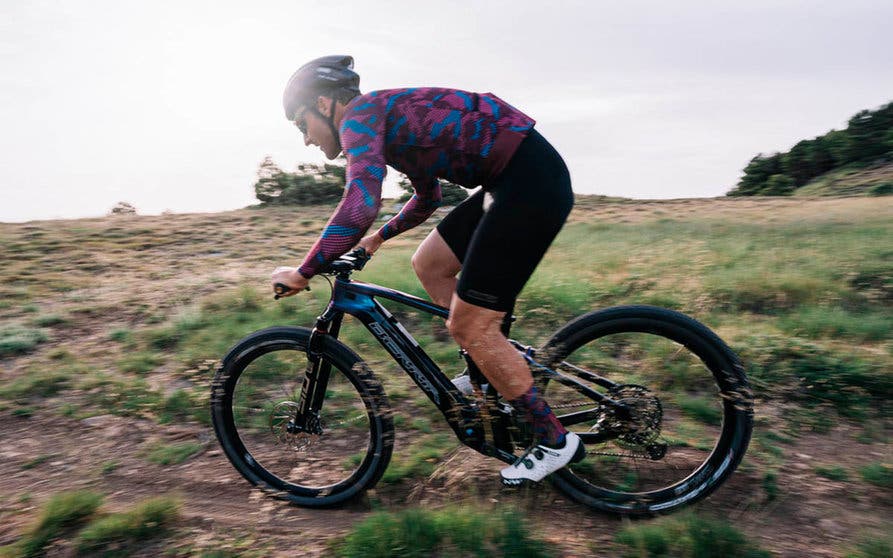 Berria Mako Hybrid SL bicicleta electrica montaña ultraligera