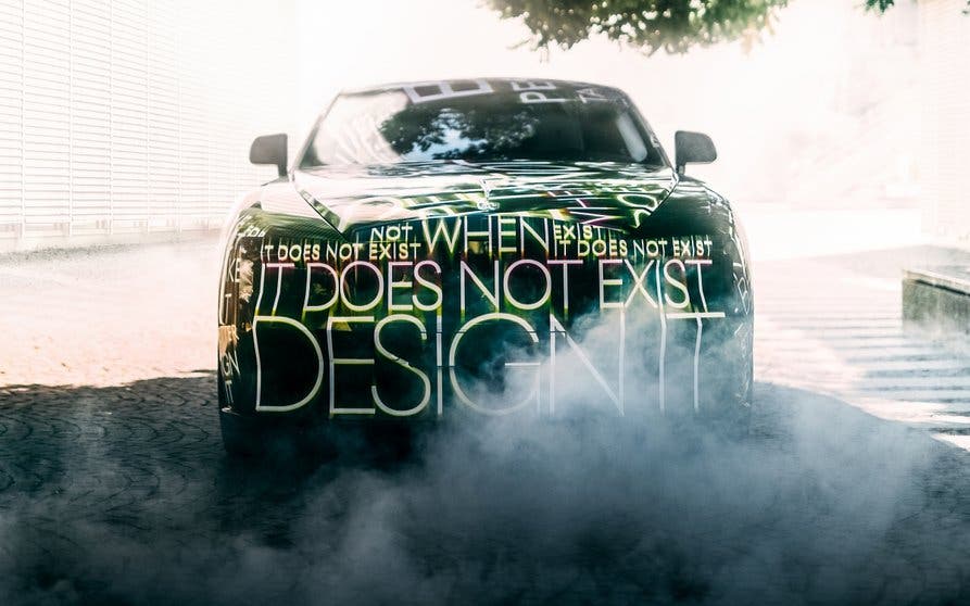Rolls-Royce Spectre eléctrico.