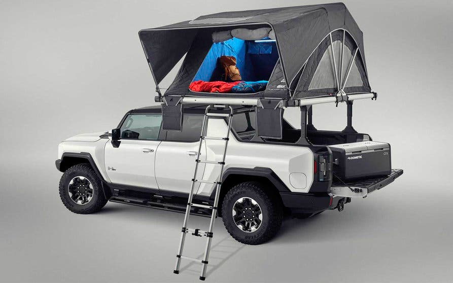 Dormitorio hummer EV camperizado