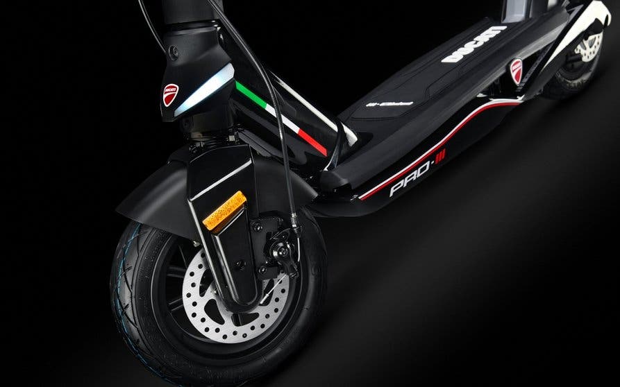 Ducati patinete eléctrico