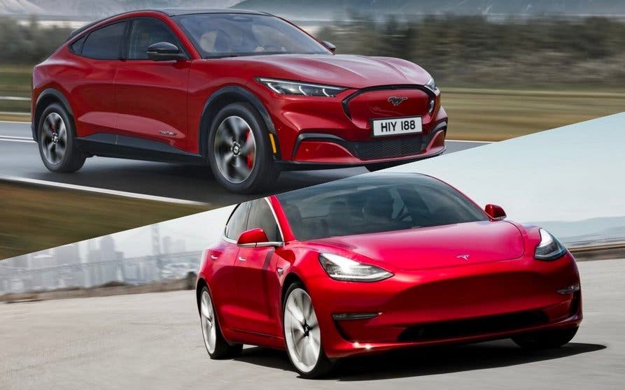 Ford Mustang Mache-E y Tesla Model 3, los coches eléctricos más representativos de Ford y Tesla.