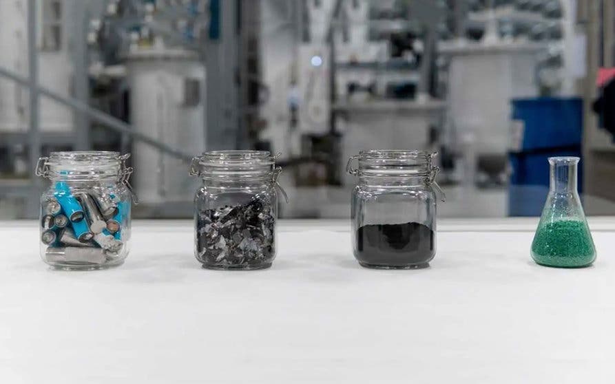 Northvolt resenta su primera batería fabricada a base de reciclaje