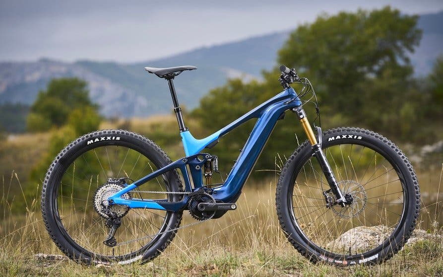 Giant Trance Advance X.
